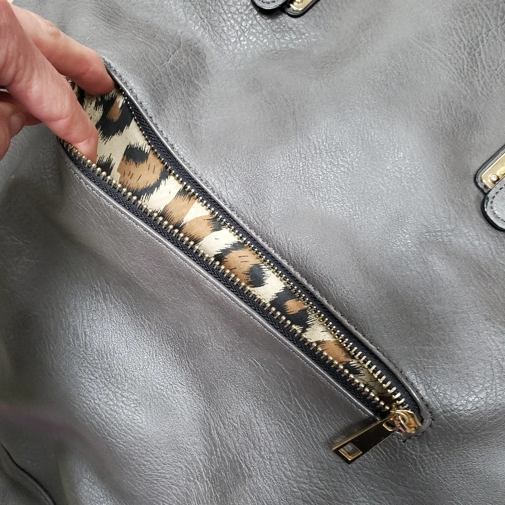 Call it Spring foldover tote/crossbody/shoulder - Picture 6 of 16